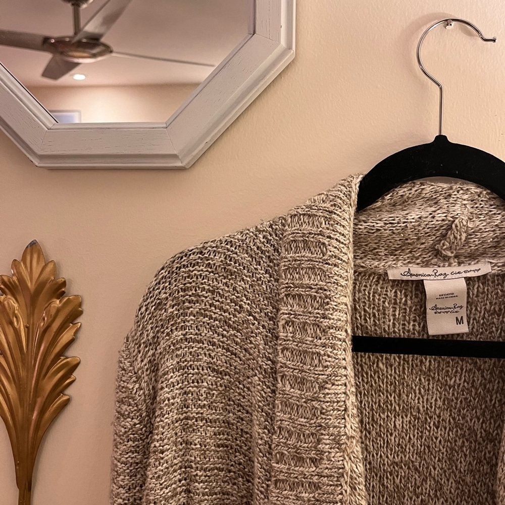 Tan cardigan with pockets